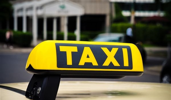 网约车竞争加剧_网约车司机收入下降_最牛网约车司机